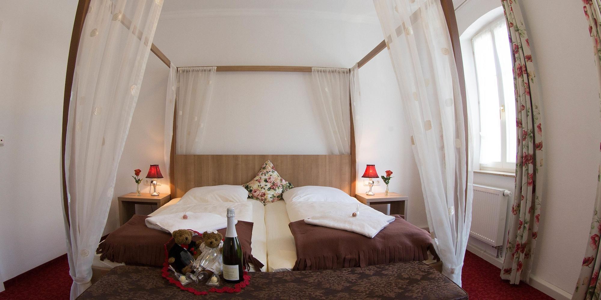 Boutiquehotel Goldene Rose - Self-check-in Hotel